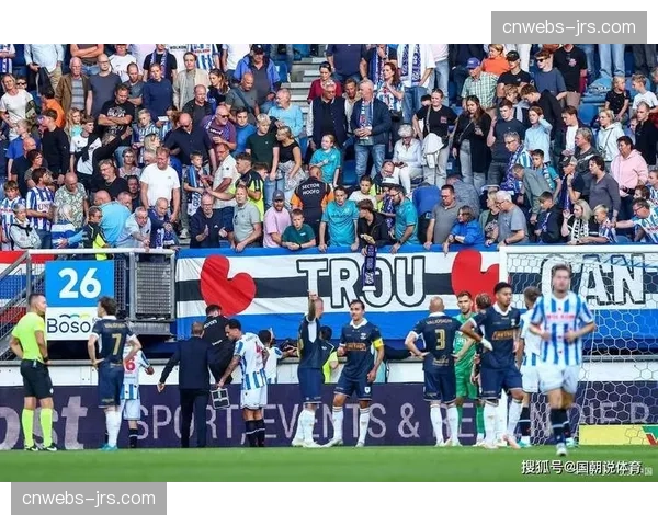 法甲争三惨烈：五队混战仅差4分，欧冠直通门票争夺