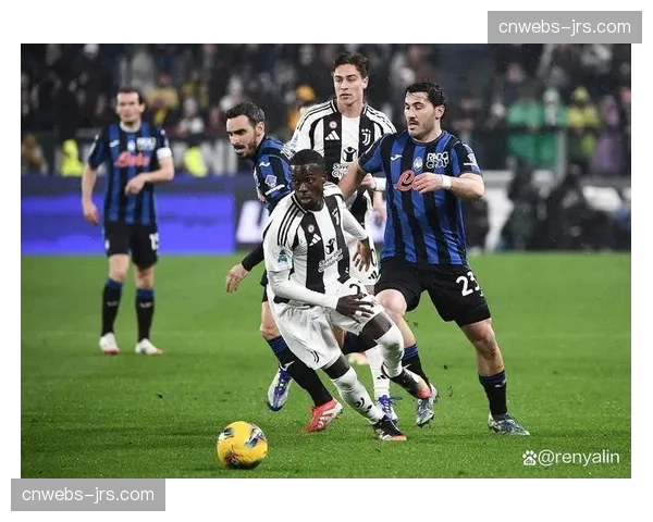 VAR争议再起：尤文1-0亚特兰大赛后裁判判罚引发讨论